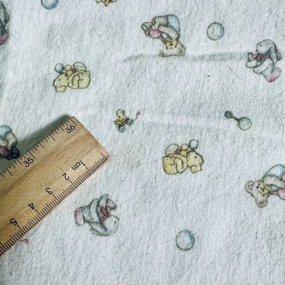 2 Carter’s Baby Receiving Blankets 100% Cotton 30x40 VTG Print Bears & Floral